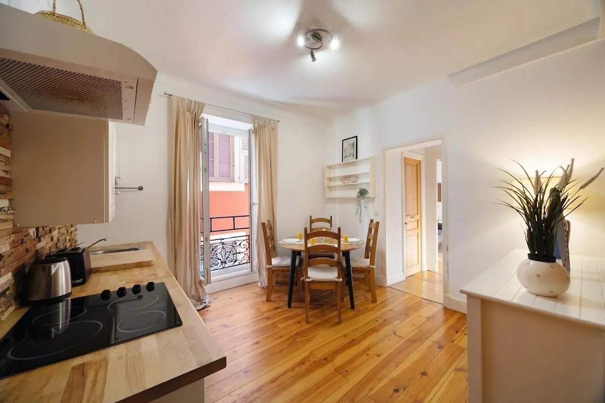 Apartment Seabreeze Apt Nice Port France